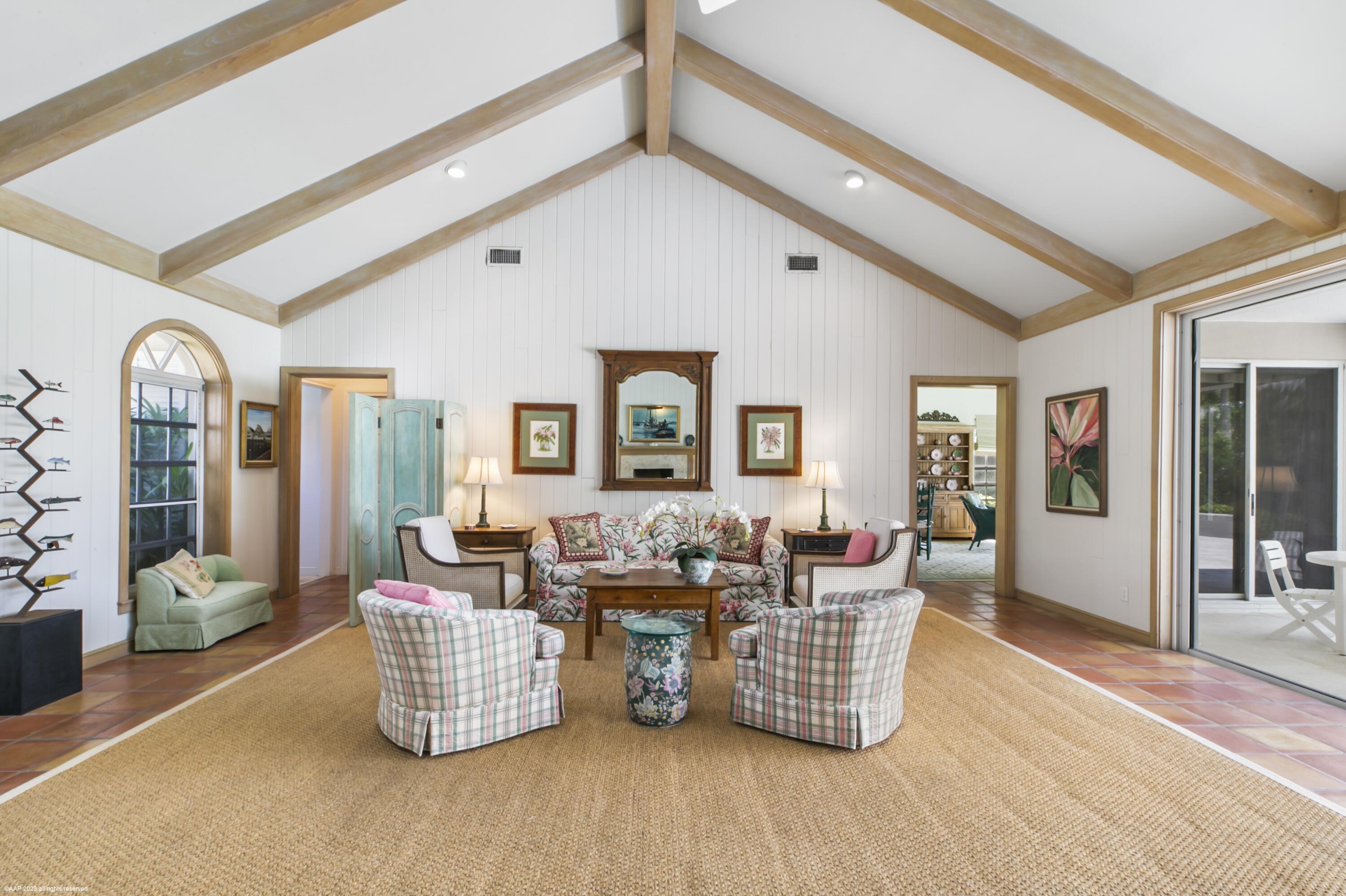 JUPITER ISLAND - Residential