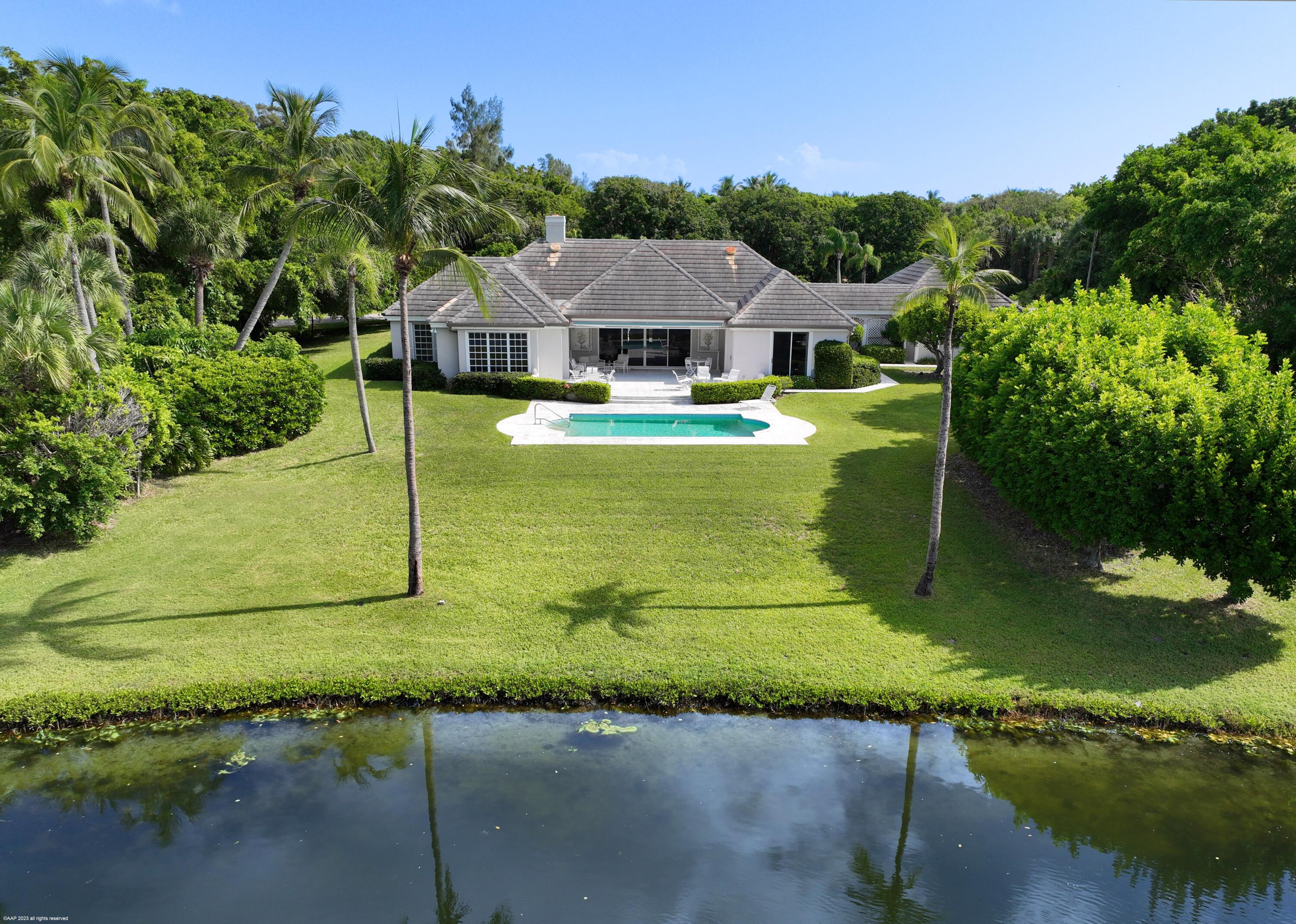 JUPITER ISLAND - Residential
