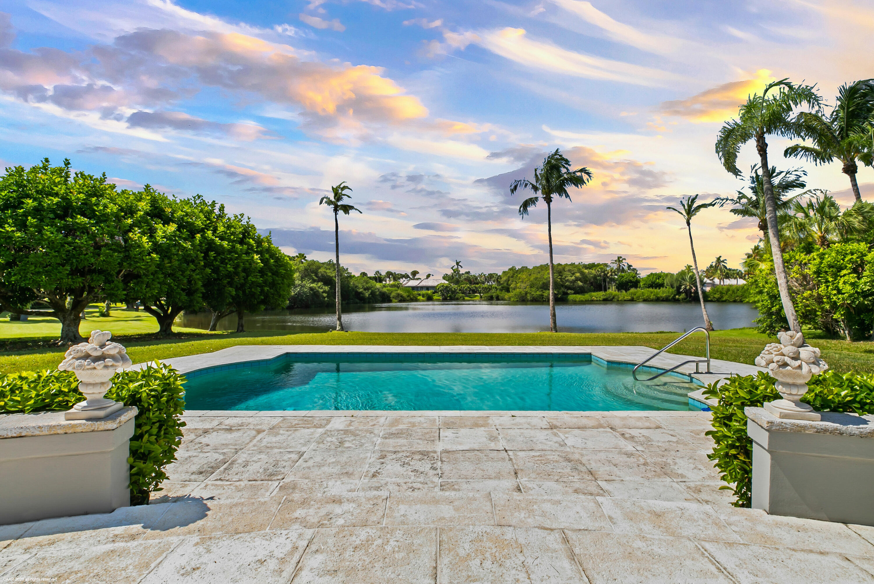 JUPITER ISLAND - Residential