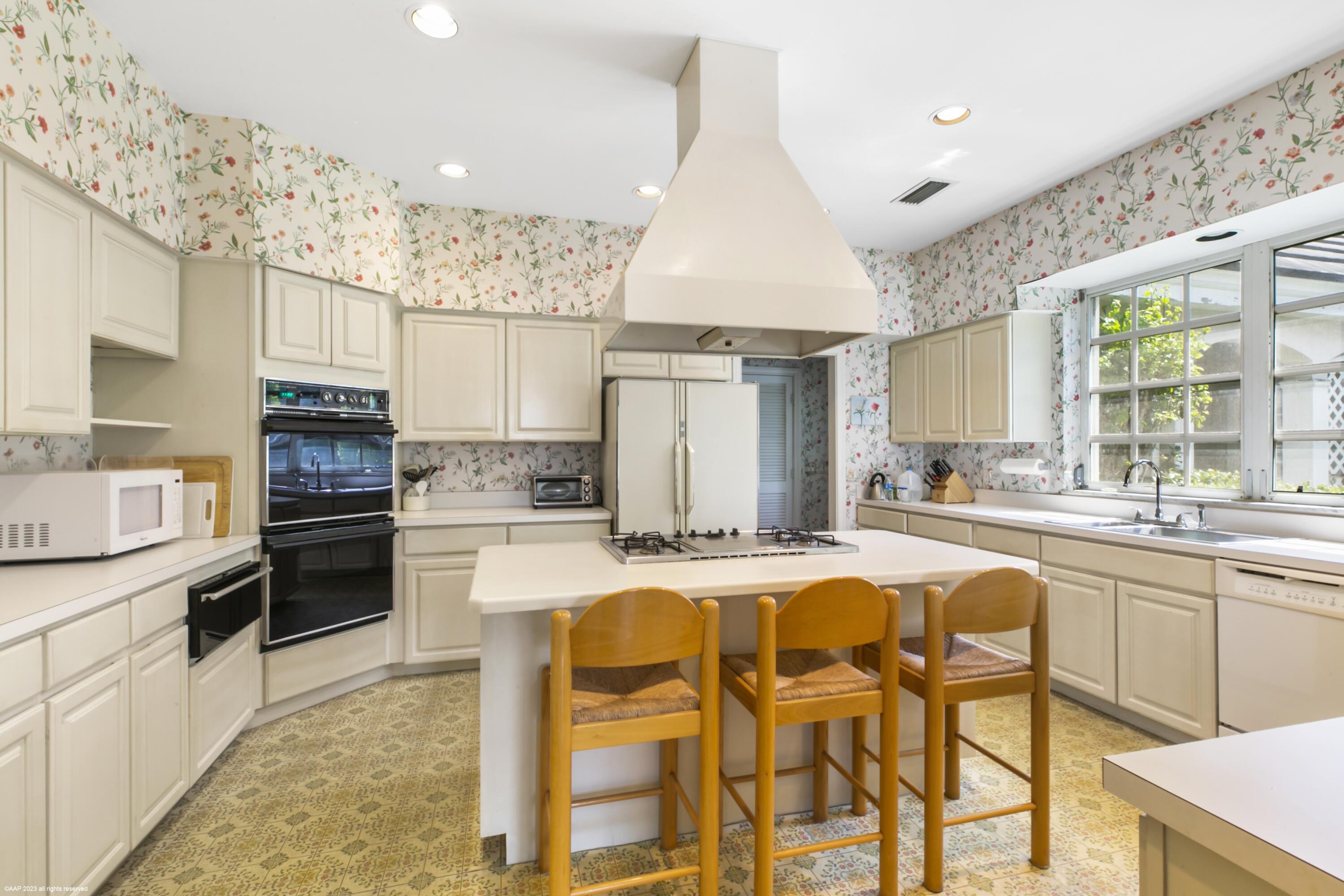 JUPITER ISLAND - Residential