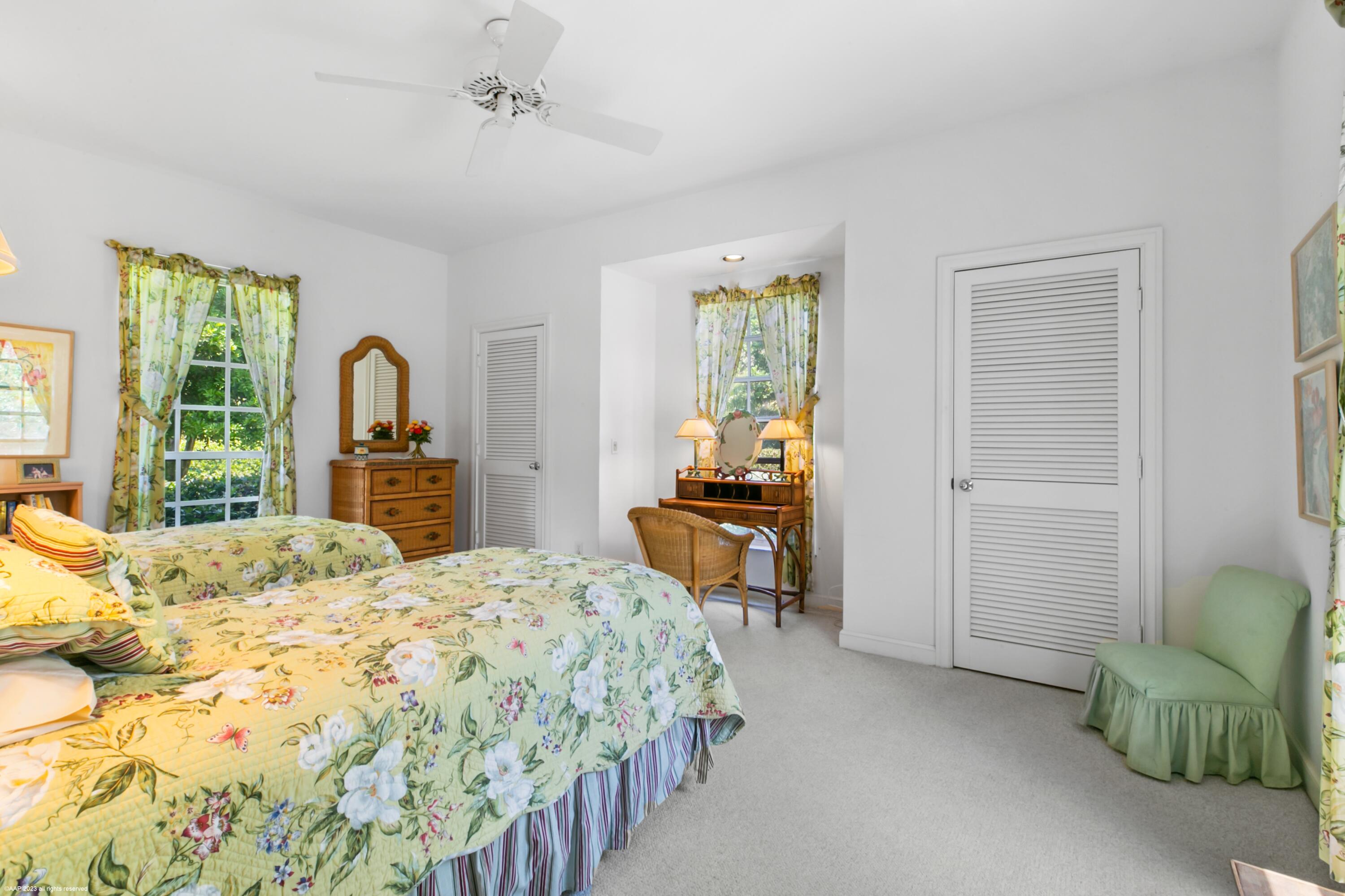 JUPITER ISLAND - Residential