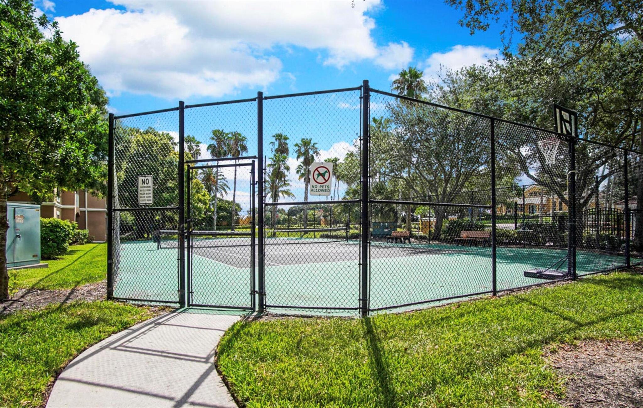 FAIRWAYS AT GRAND HARBOR - Residential Lease