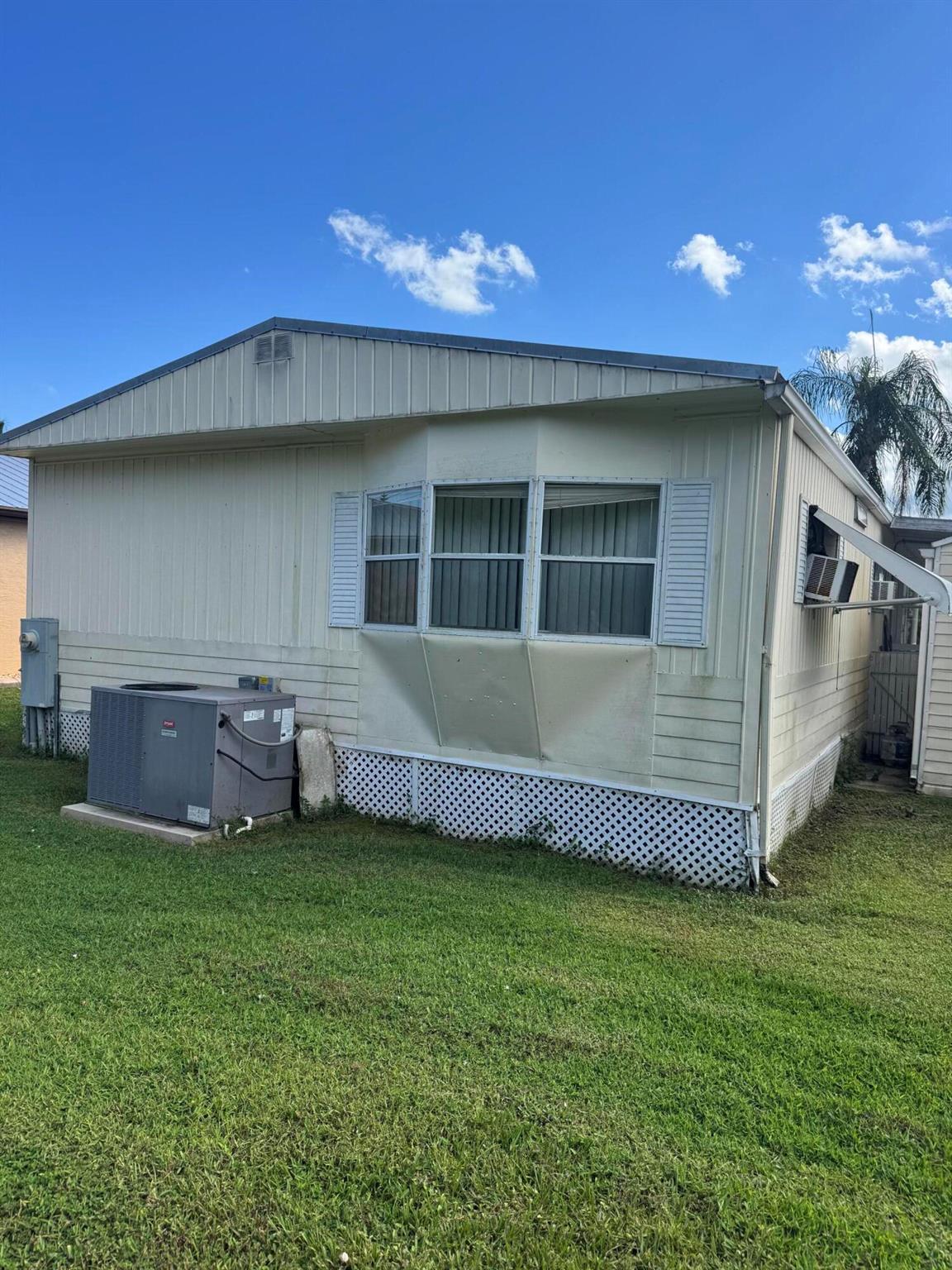 Spanish Lakes - Residential