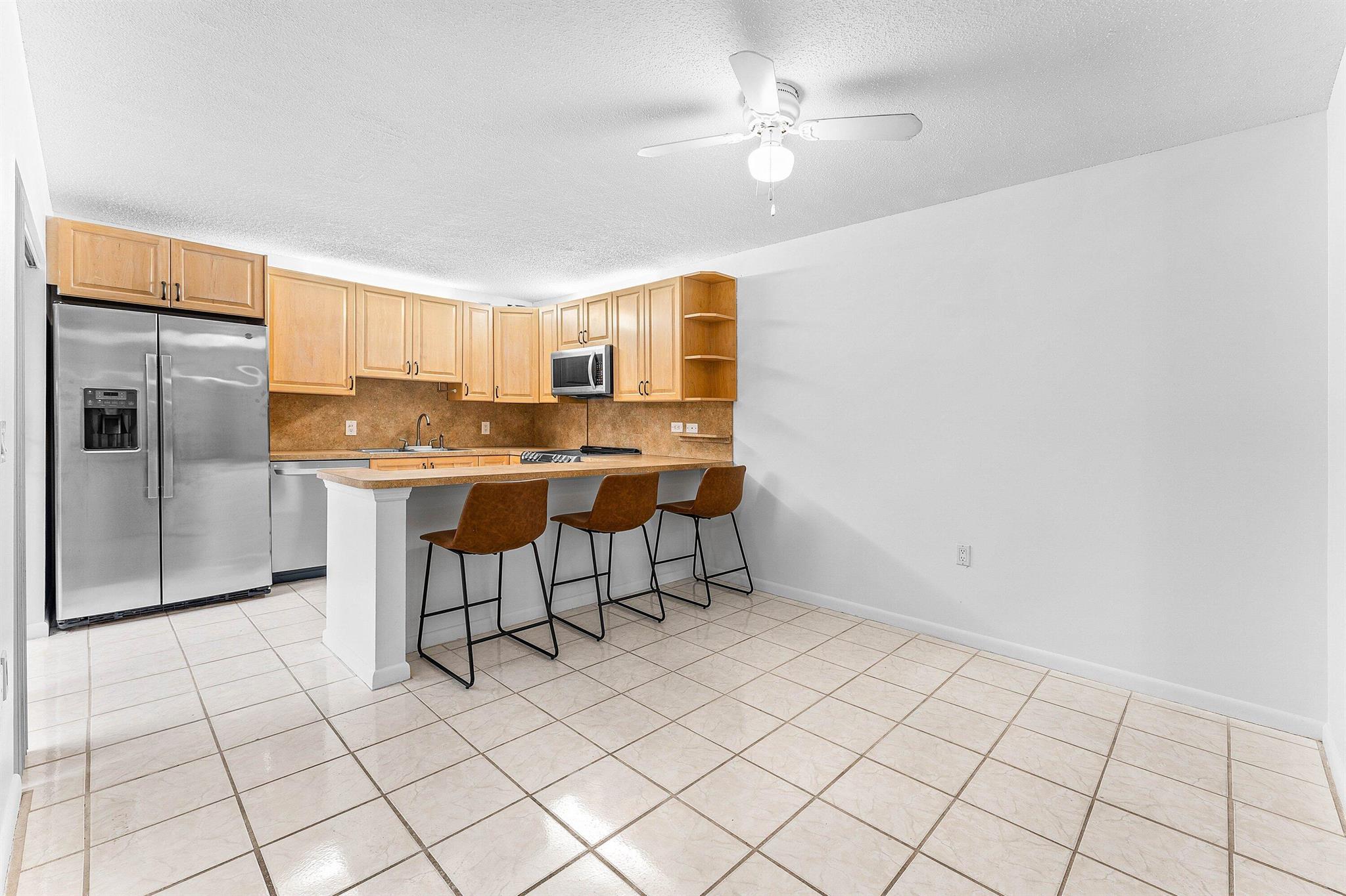 GARDEN LAKES AND GARDEN S - Residential