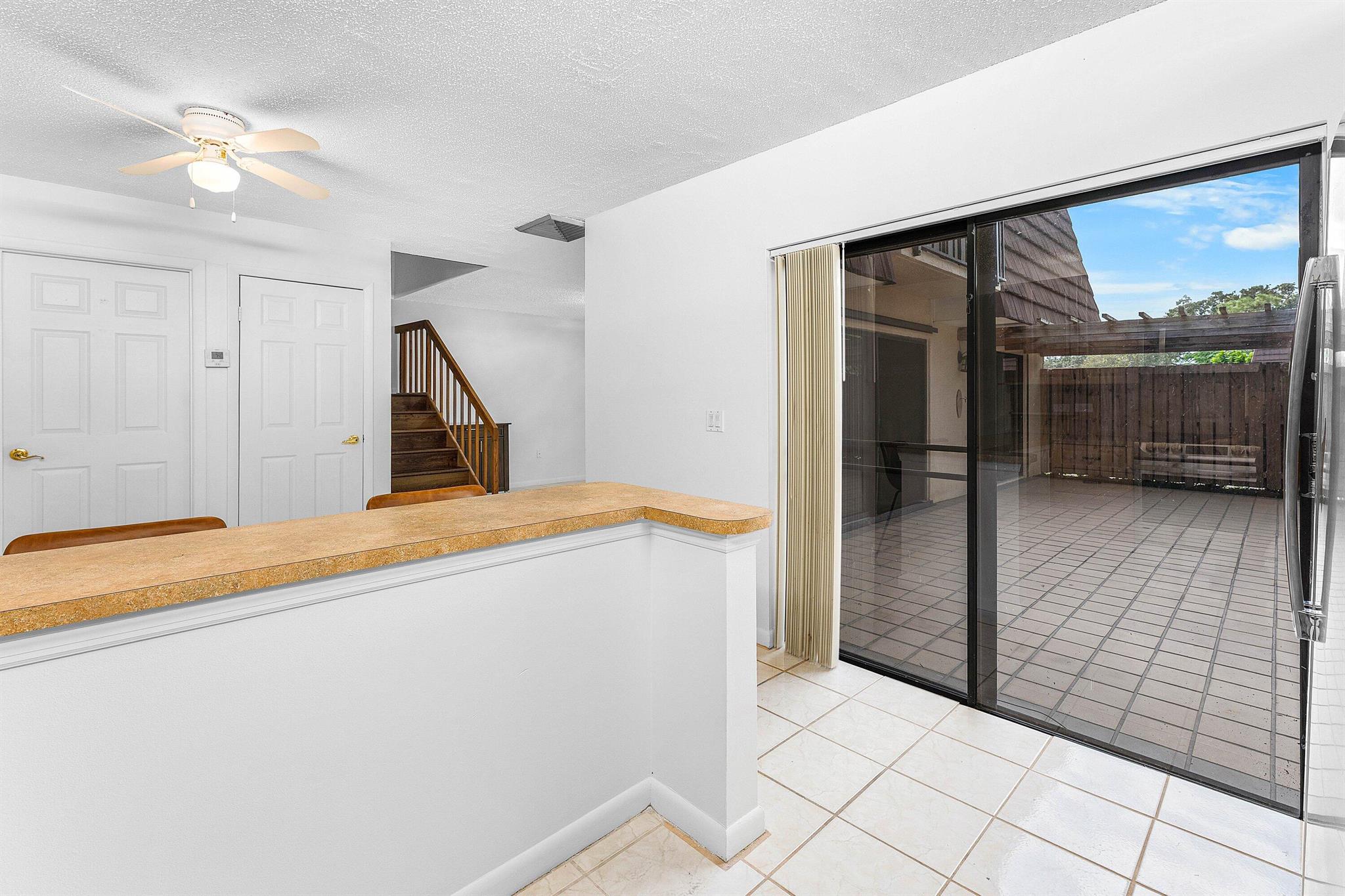 GARDEN LAKES AND GARDEN S - Residential