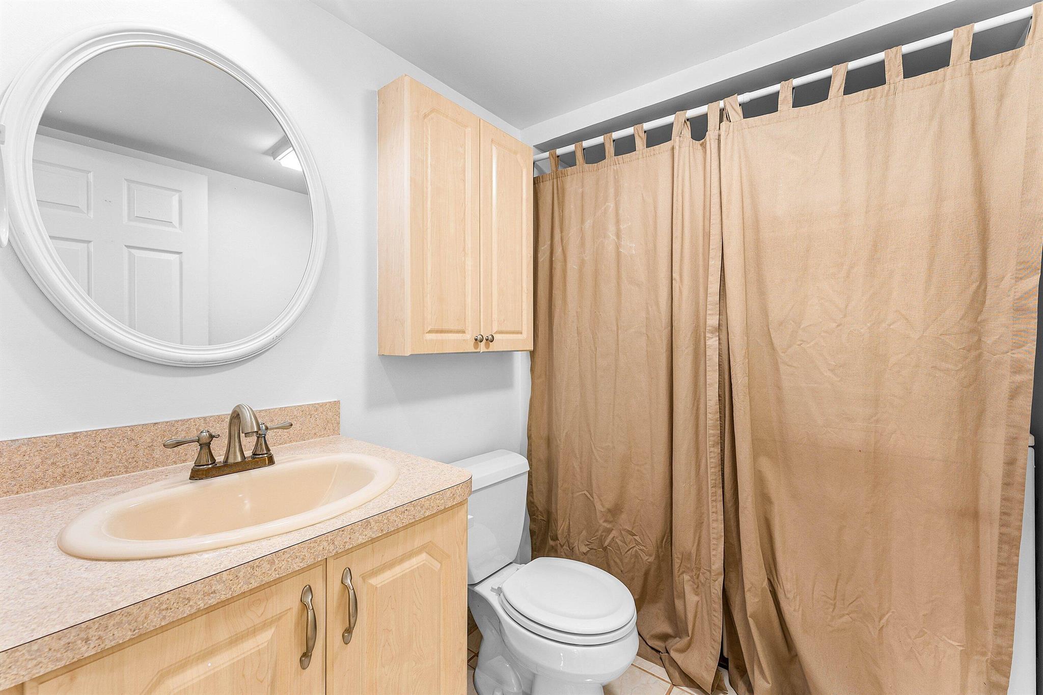 GARDEN LAKES AND GARDEN S - Residential