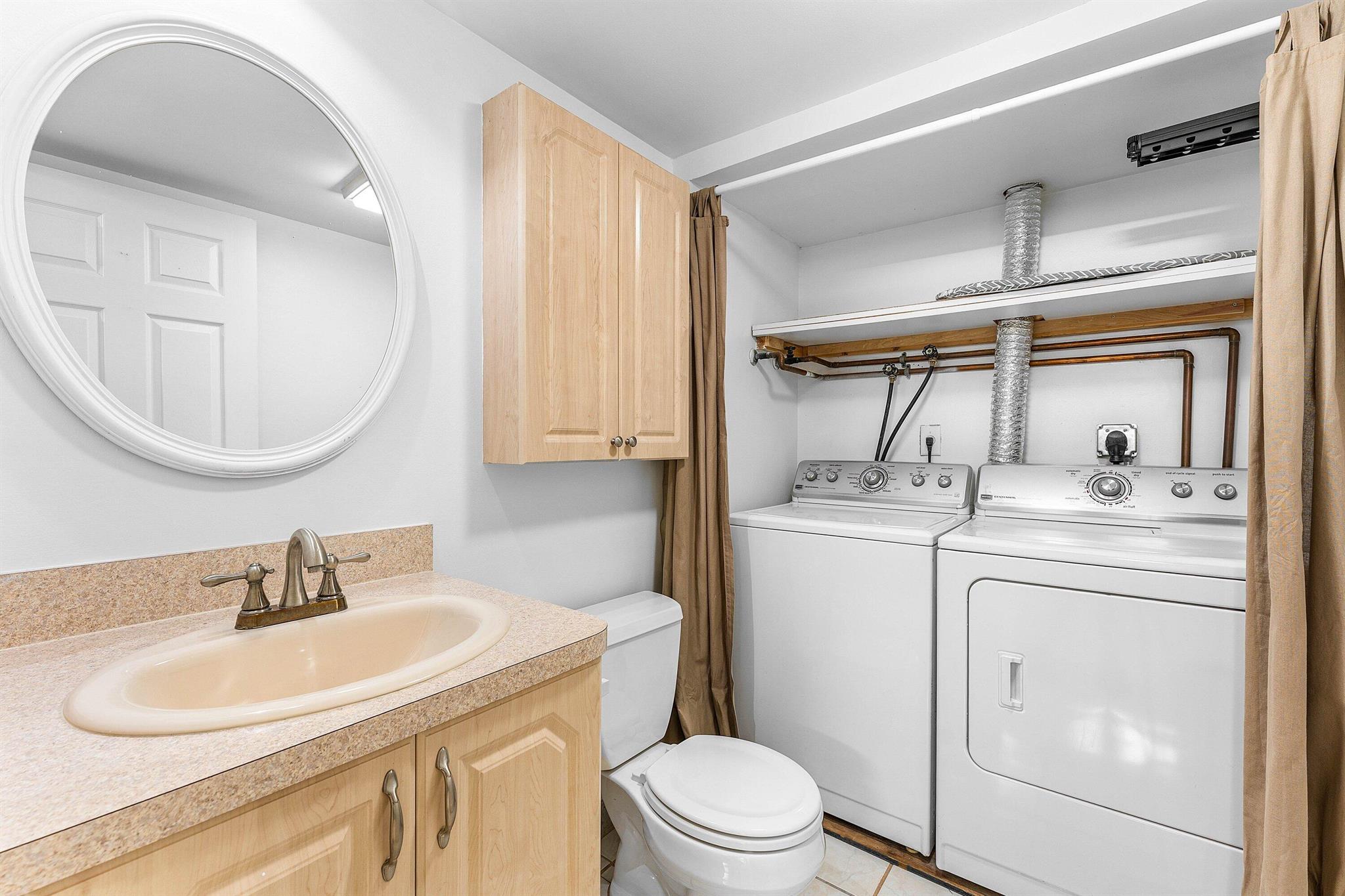 GARDEN LAKES AND GARDEN S - Residential