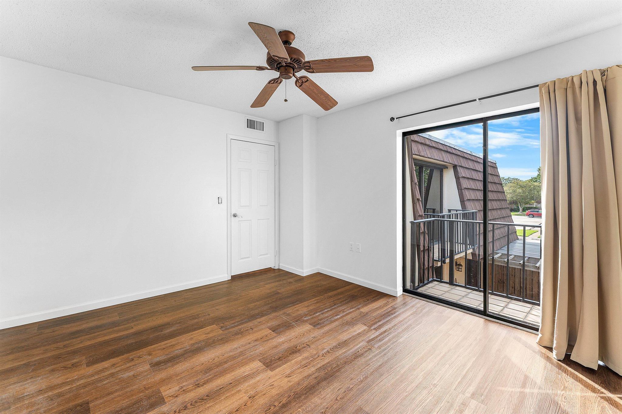 GARDEN LAKES AND GARDEN S - Residential