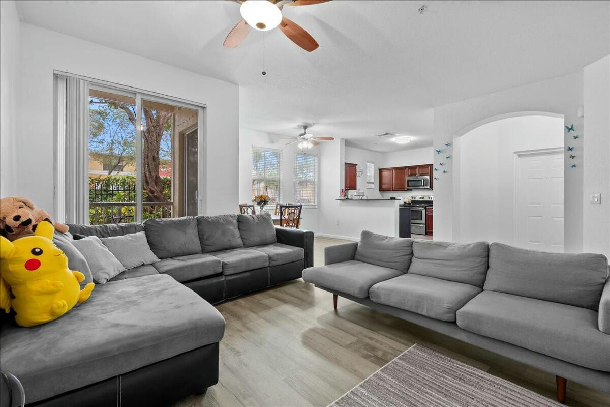 SHOMA COURTYARDS - Residential Lease