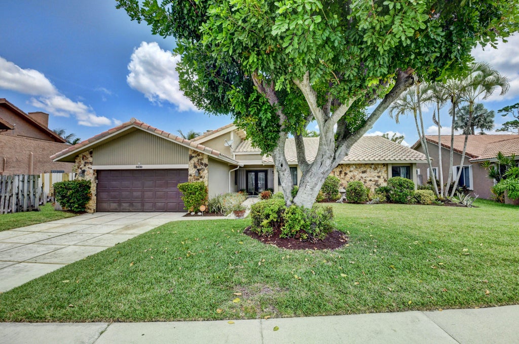 Photo of 5850 Vista Linda Lane, Boca Raton, FL 33433 (MLS # R11130895)