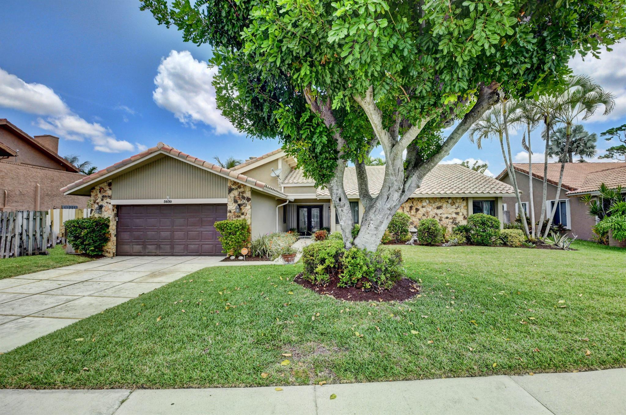 Clean, freshly painted, new primary andsecond bath, open floor plan in the highly desirable Boca Del Mar Community of Boca Alta. Walking distance to shopping and restaurants. This 3/2 pool home offers a 2 car garage, open pool, privacy fenced backyard, impact windows and doors. The large updated white kitchen has a large island and is open to the living area. Excellent location and available immediately.