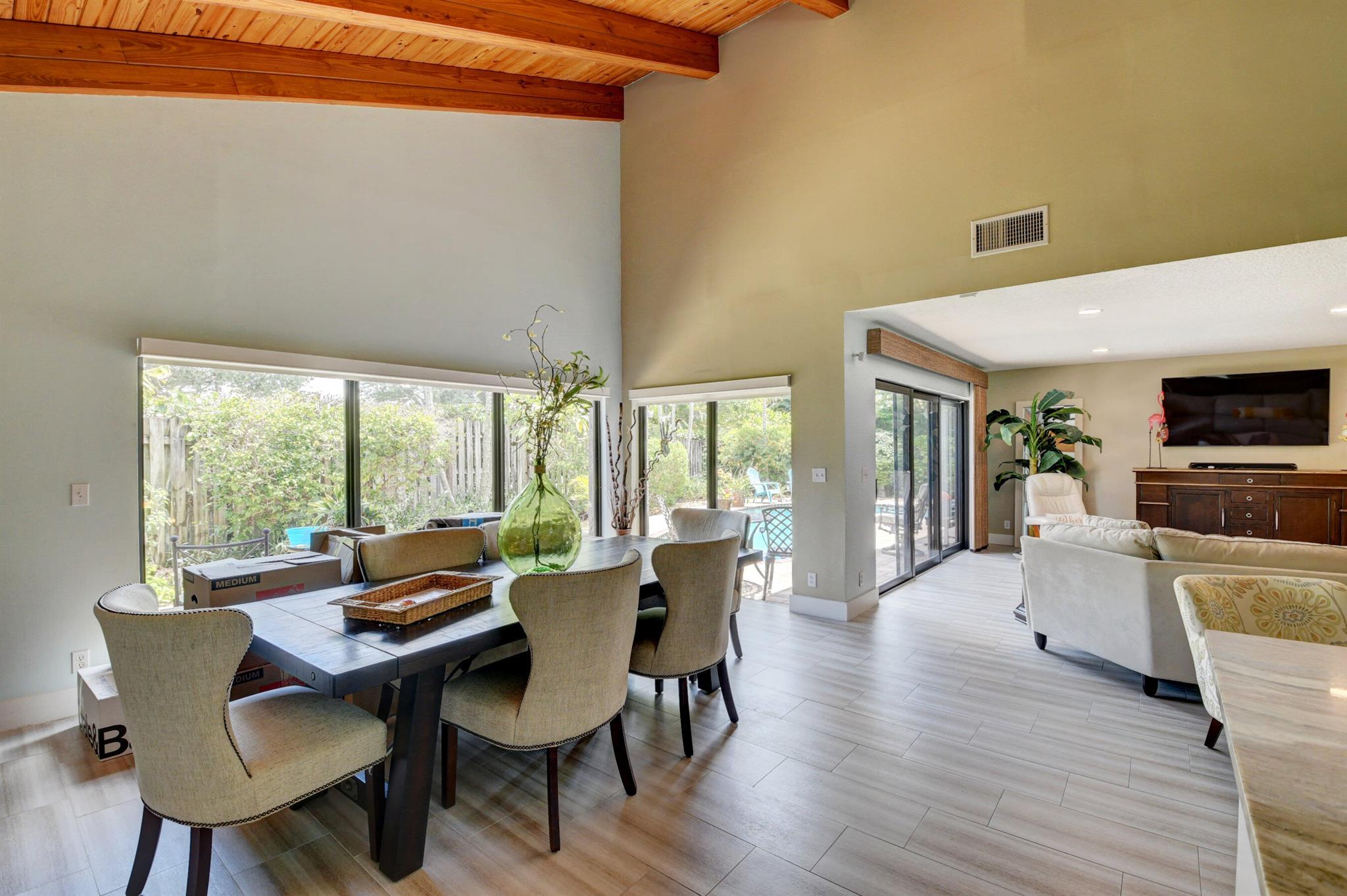 BOCA ALTA - Residential Lease