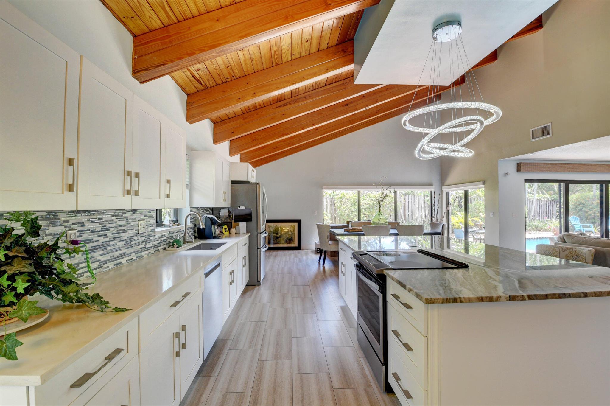 BOCA ALTA - Residential Lease