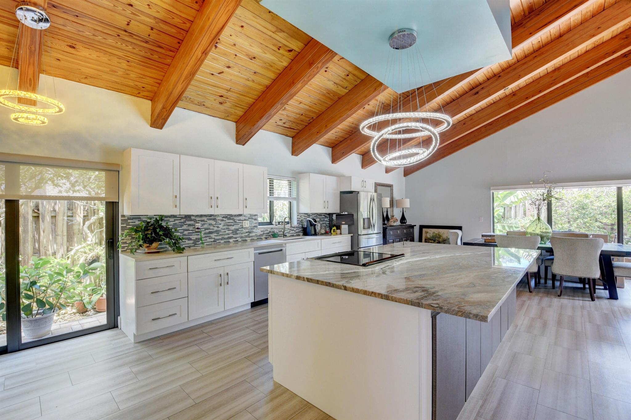 BOCA ALTA - Residential Lease