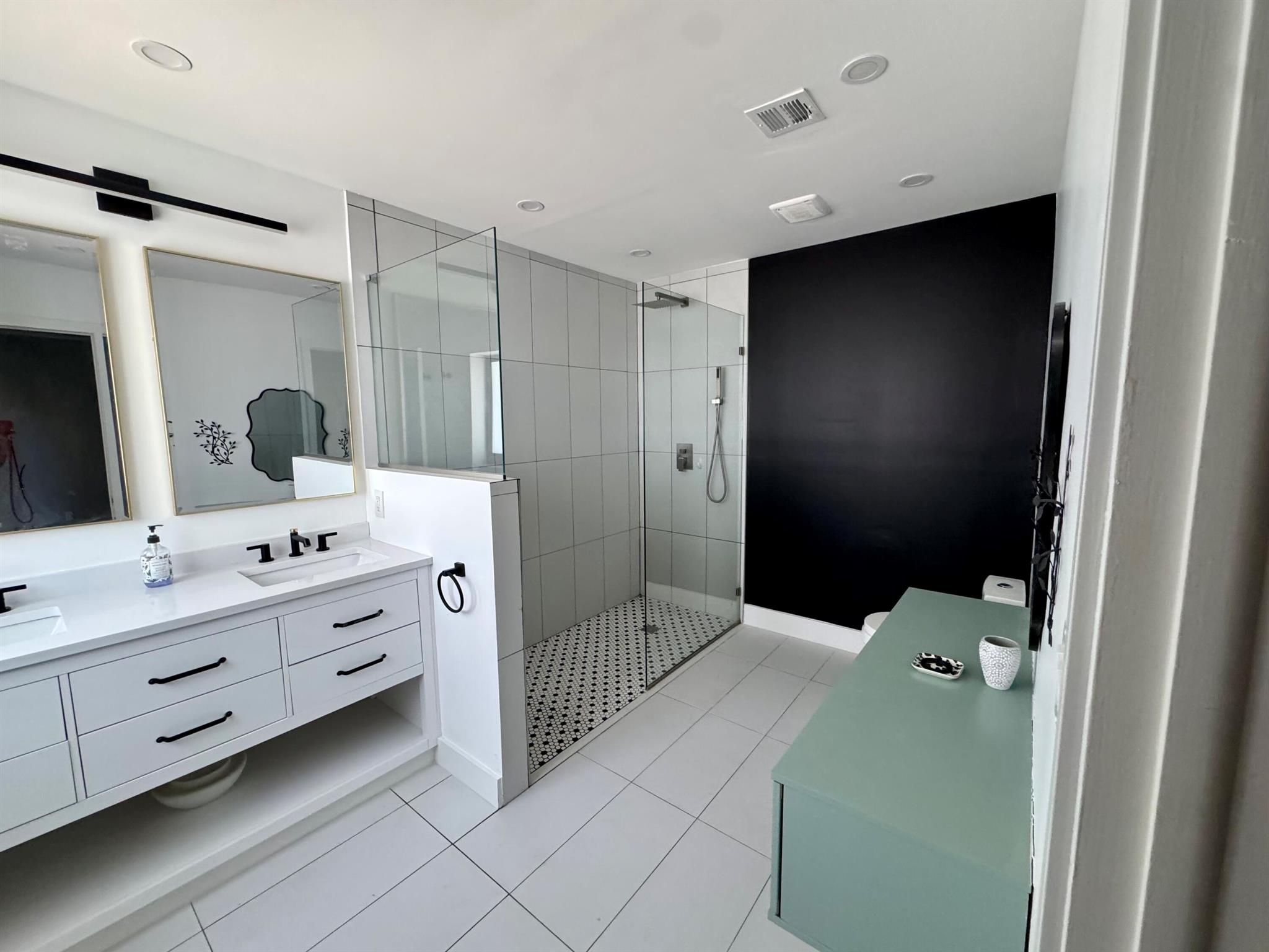 BOCA ALTA - Residential Lease