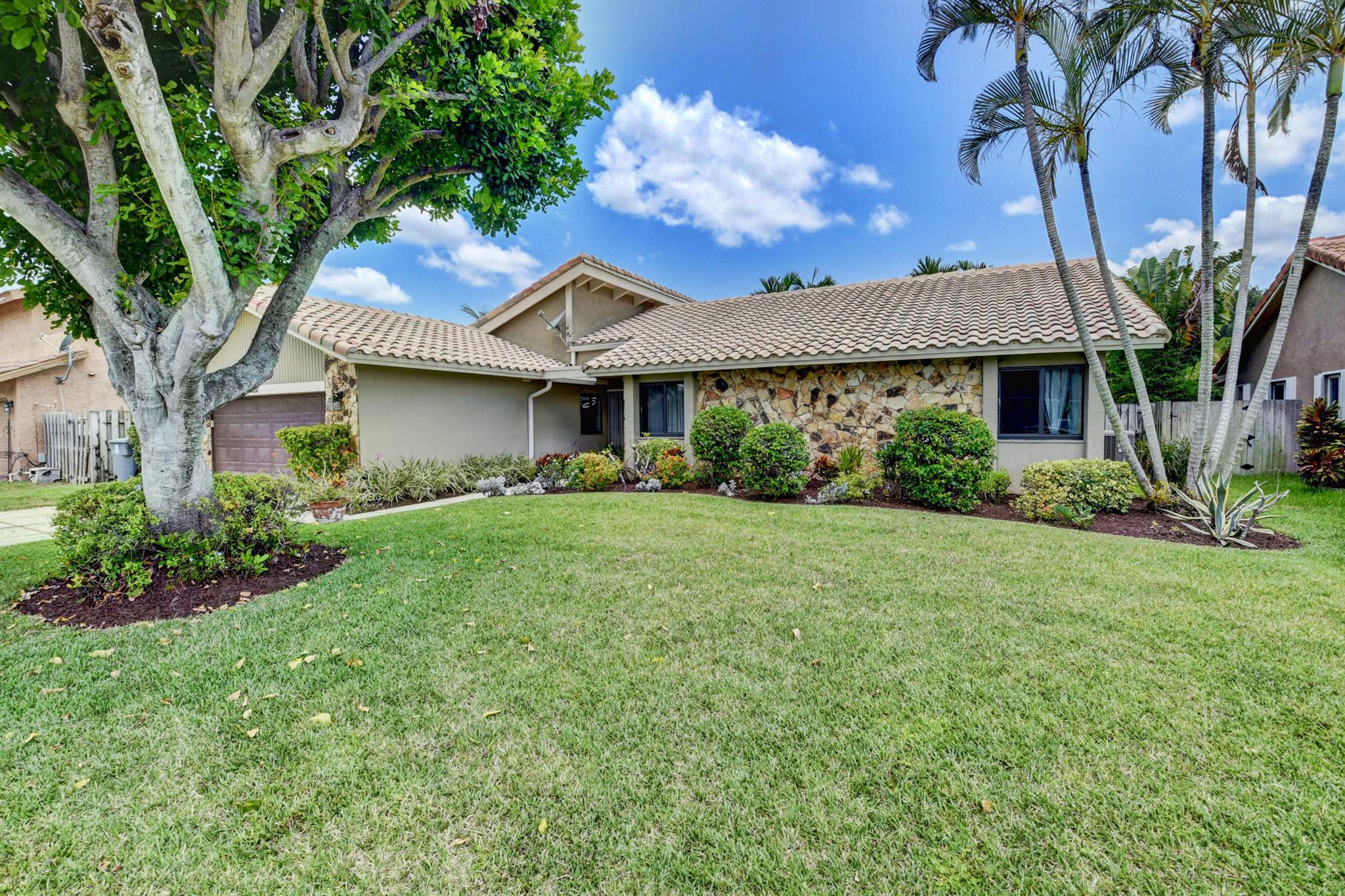 BOCA ALTA - Residential Lease