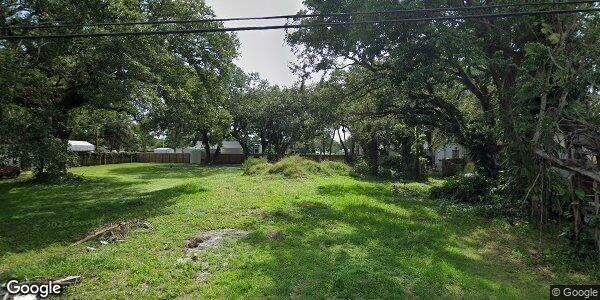 Build your home! Great LOCATION, 10 minutes from Fort Lauderdale Airport, 12 minutes to downtown and 15 minutes from Las Olas Blvd. This Investor special land has 10,009 sf in a lovely and desirable Chula Vista Neighborhood. Wonderful Oak and Cypress trees surround the quiet streets. Ready to start construction.
