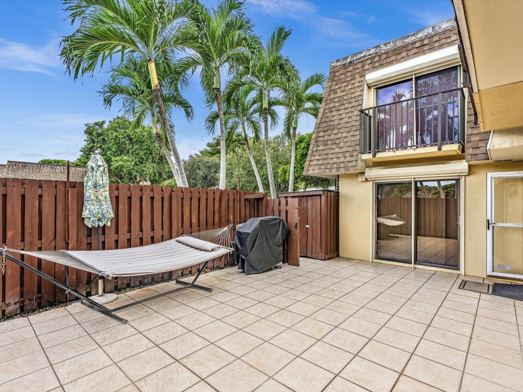 Photo of 2895 SW 22nd Circle #45B, Delray Beach, FL 33445 (MLS # B26080015)