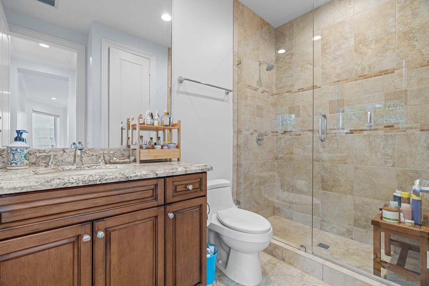 LAKE ROGERS ISLE UNIT E I - Residential