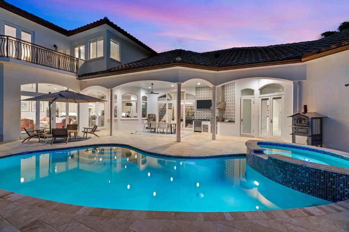 LAKE ROGERS ISLE UNIT E IN - Residential