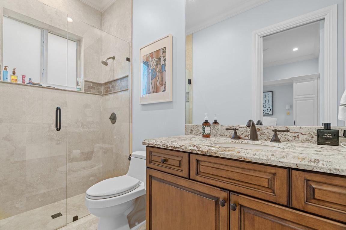 LAKE ROGERS ISLE UNIT E IN - Residential