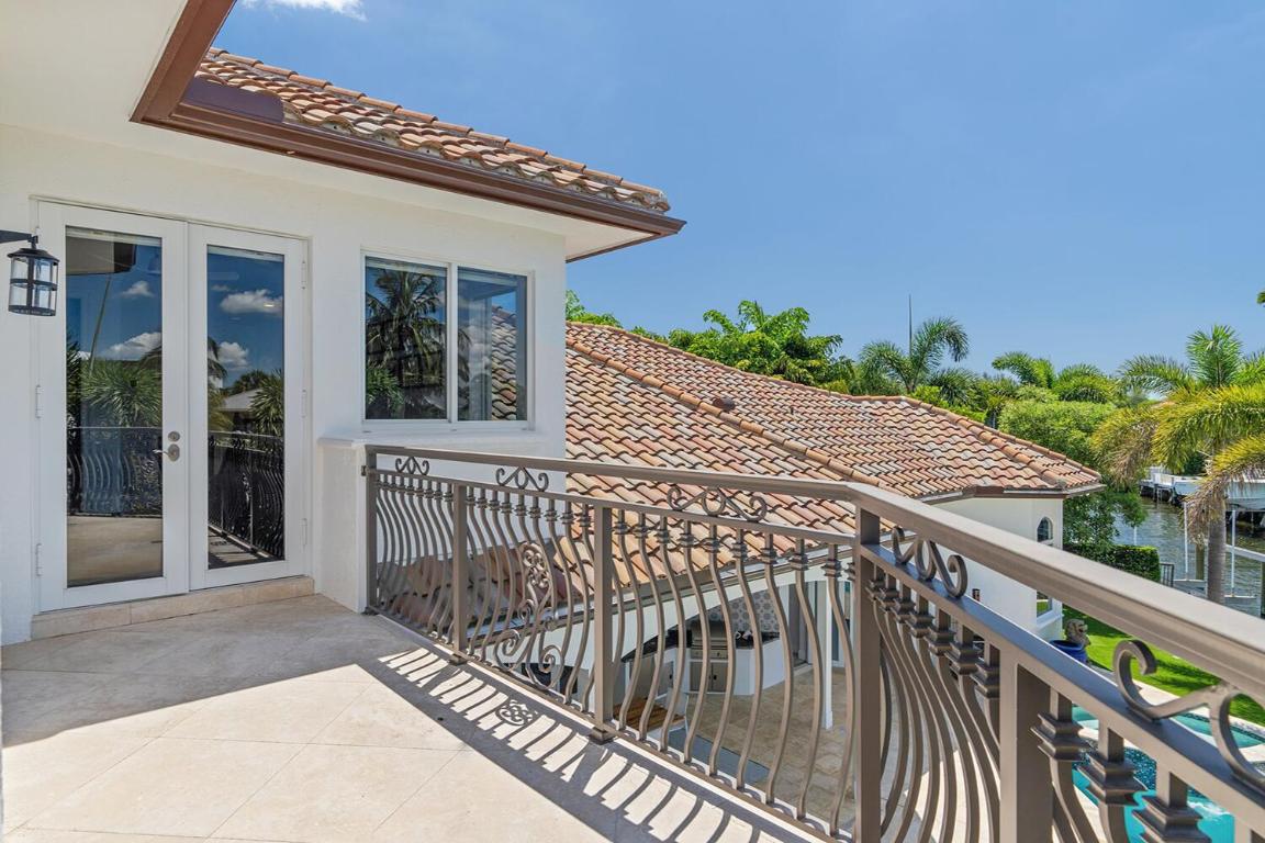 LAKE ROGERS ISLE UNIT E IN - Residential