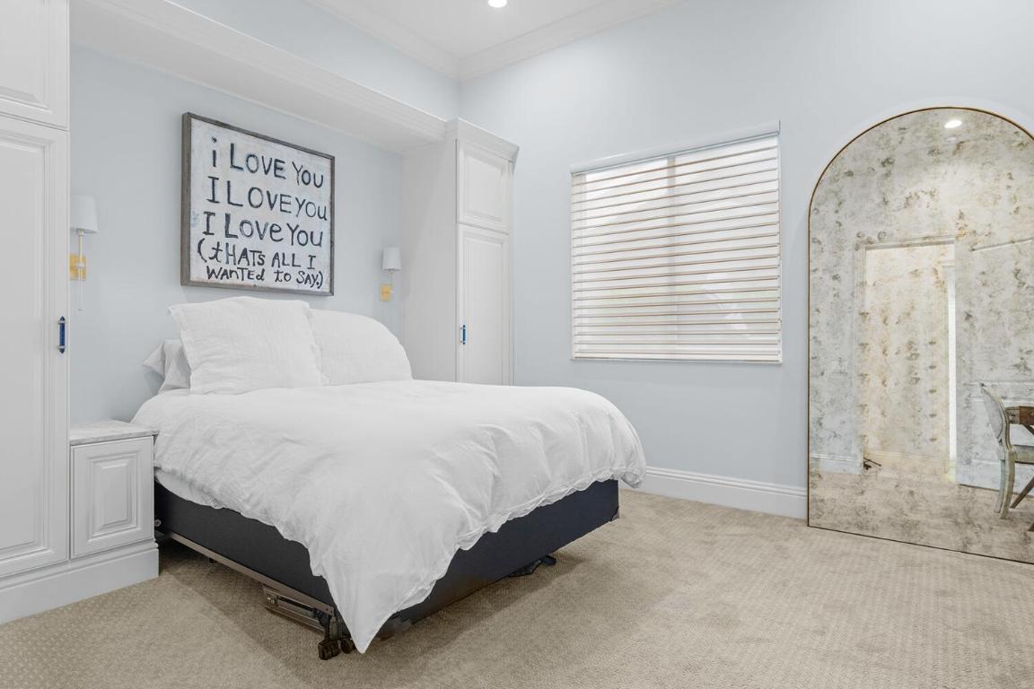 LAKE ROGERS ISLE UNIT E IN - Residential