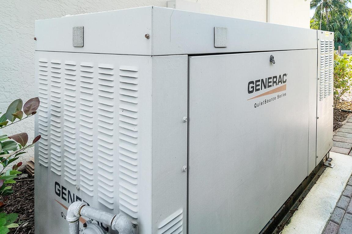 LAKE ROGERS ISLE UNIT E IN - Residential