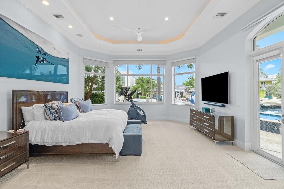 LAKE ROGERS ISLE UNIT E IN - Residential