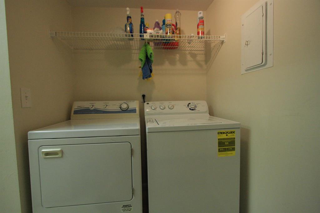 PINE RIDGE III - Residential