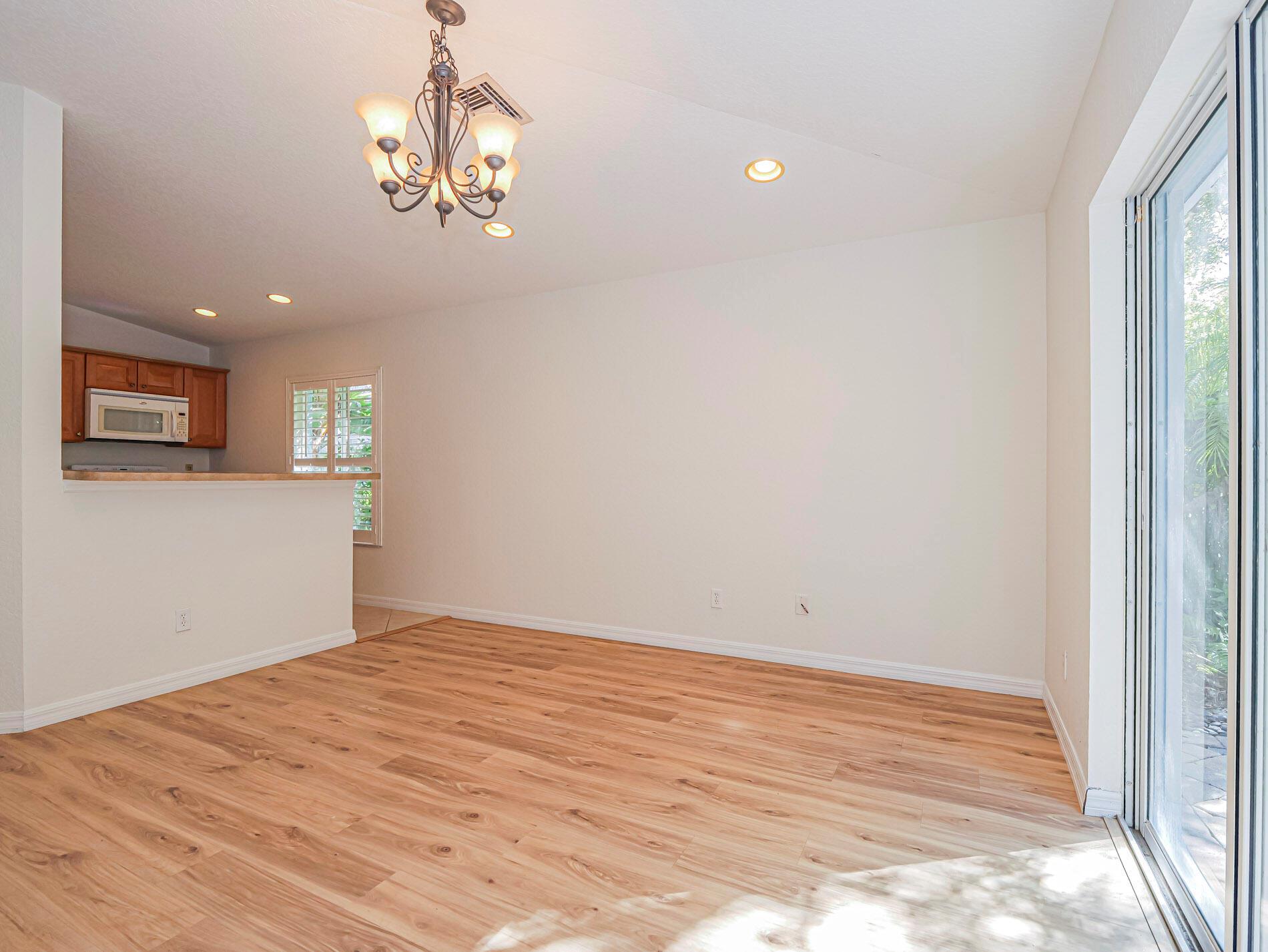 VEROLAGO PHASE 5 - Residential