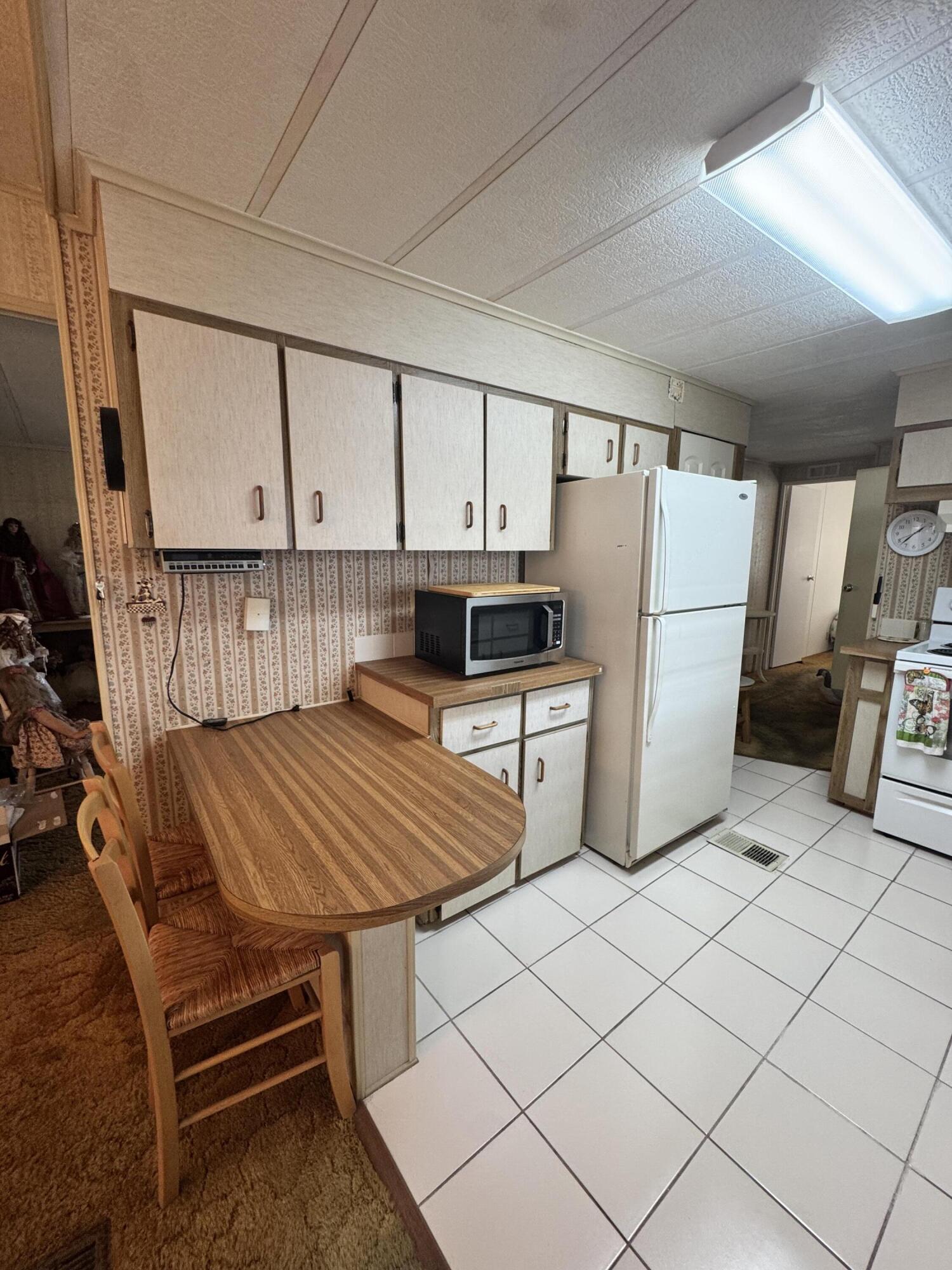 Spanish Lakes Country Club Village - Residential