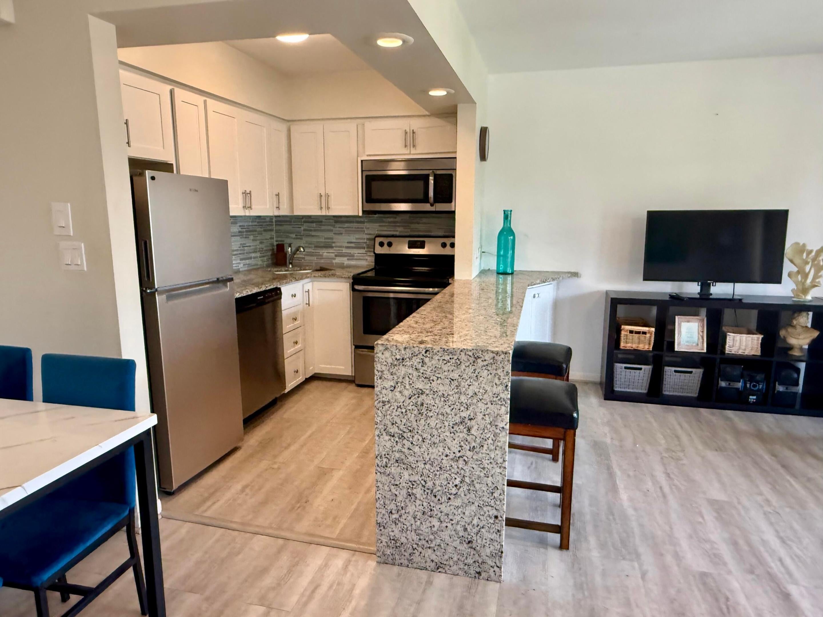 3208 SE 11TH Street 202