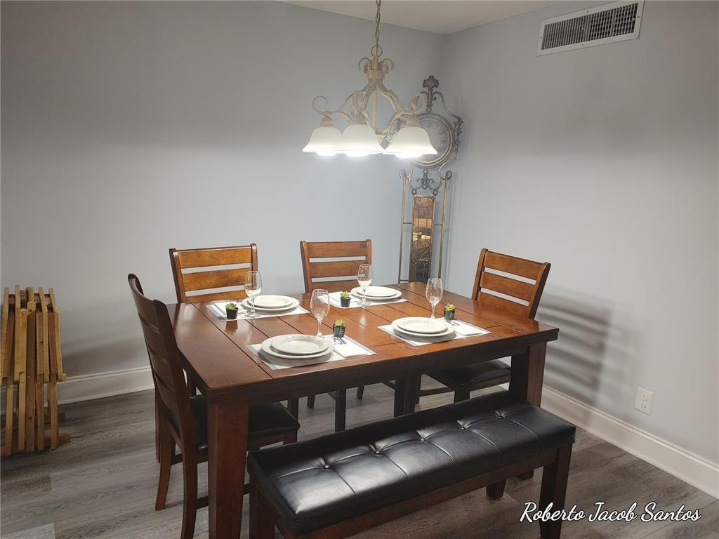 Town & Country Estates Co - Residential Lease