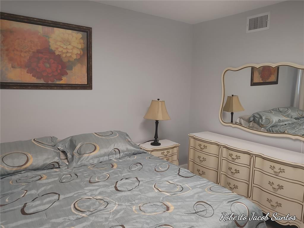 Town & Country Estates Co - Residential Lease