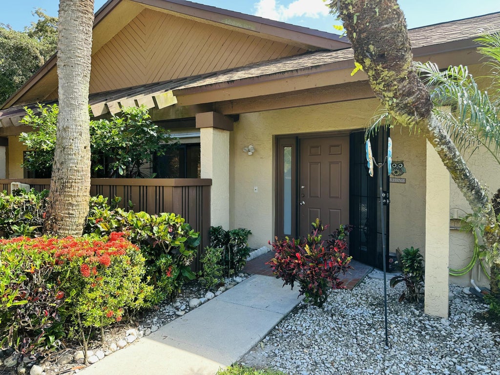 Photo of 3953 Cocoplum Circle #3611, Coconut Creek, FL 33063 (MLS # B26040491)