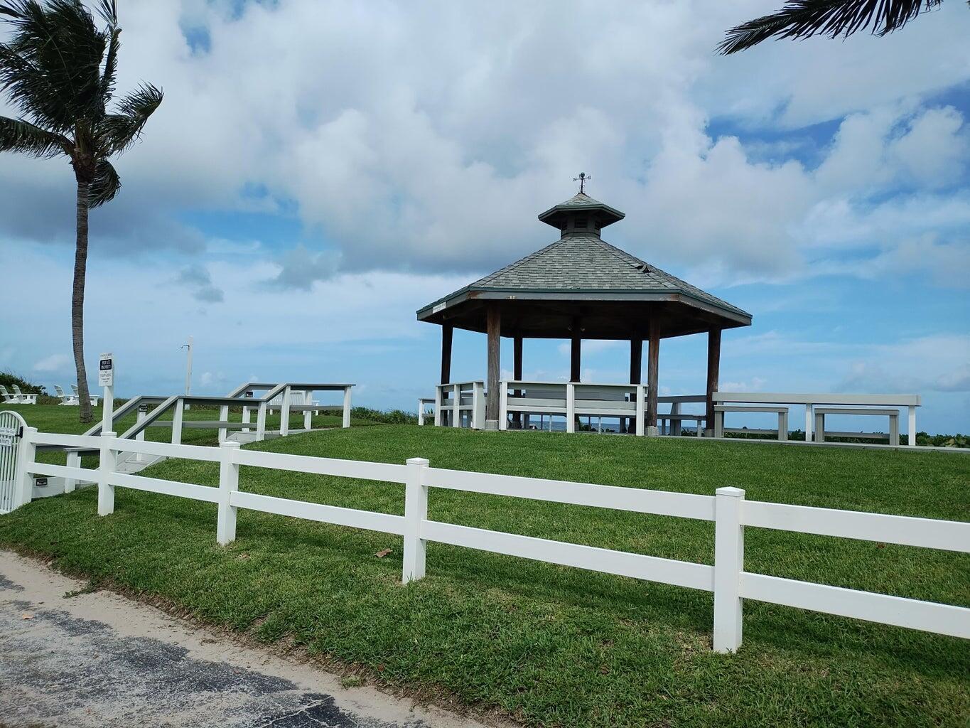 5505 N Ocean Boulevard 8-204