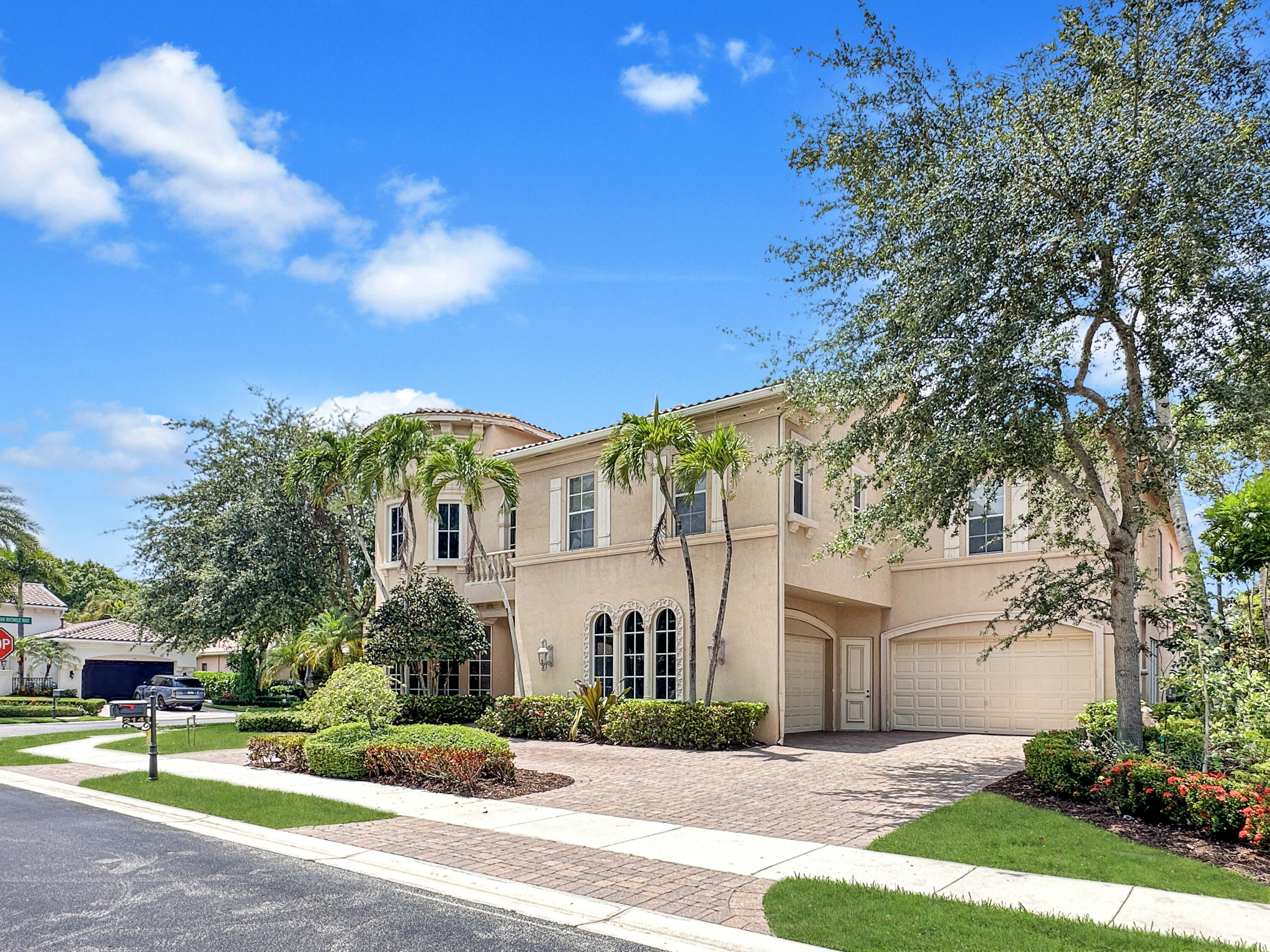 San Michelle - Residential