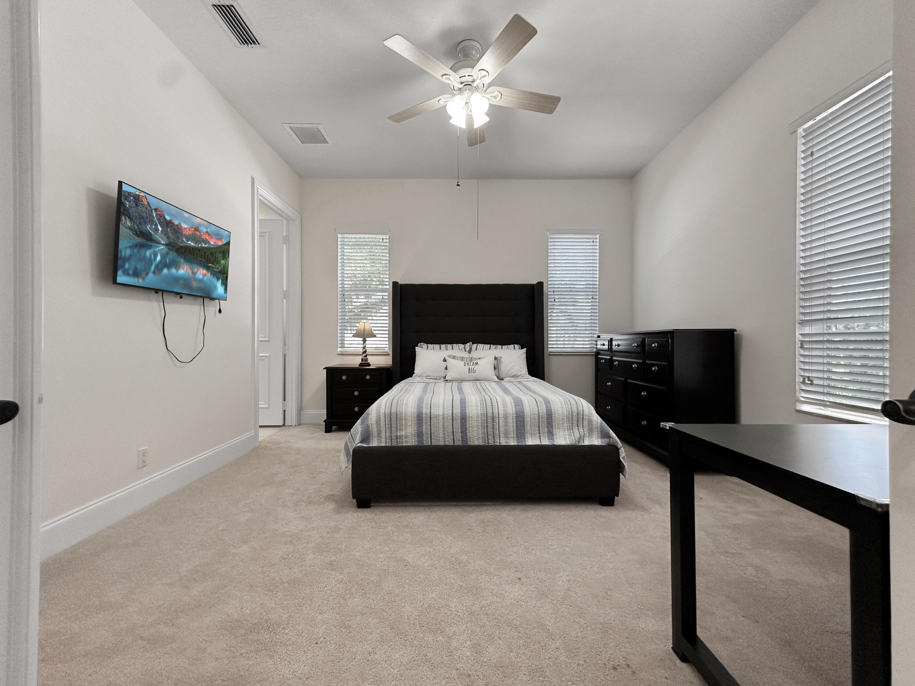 San Michelle - Residential