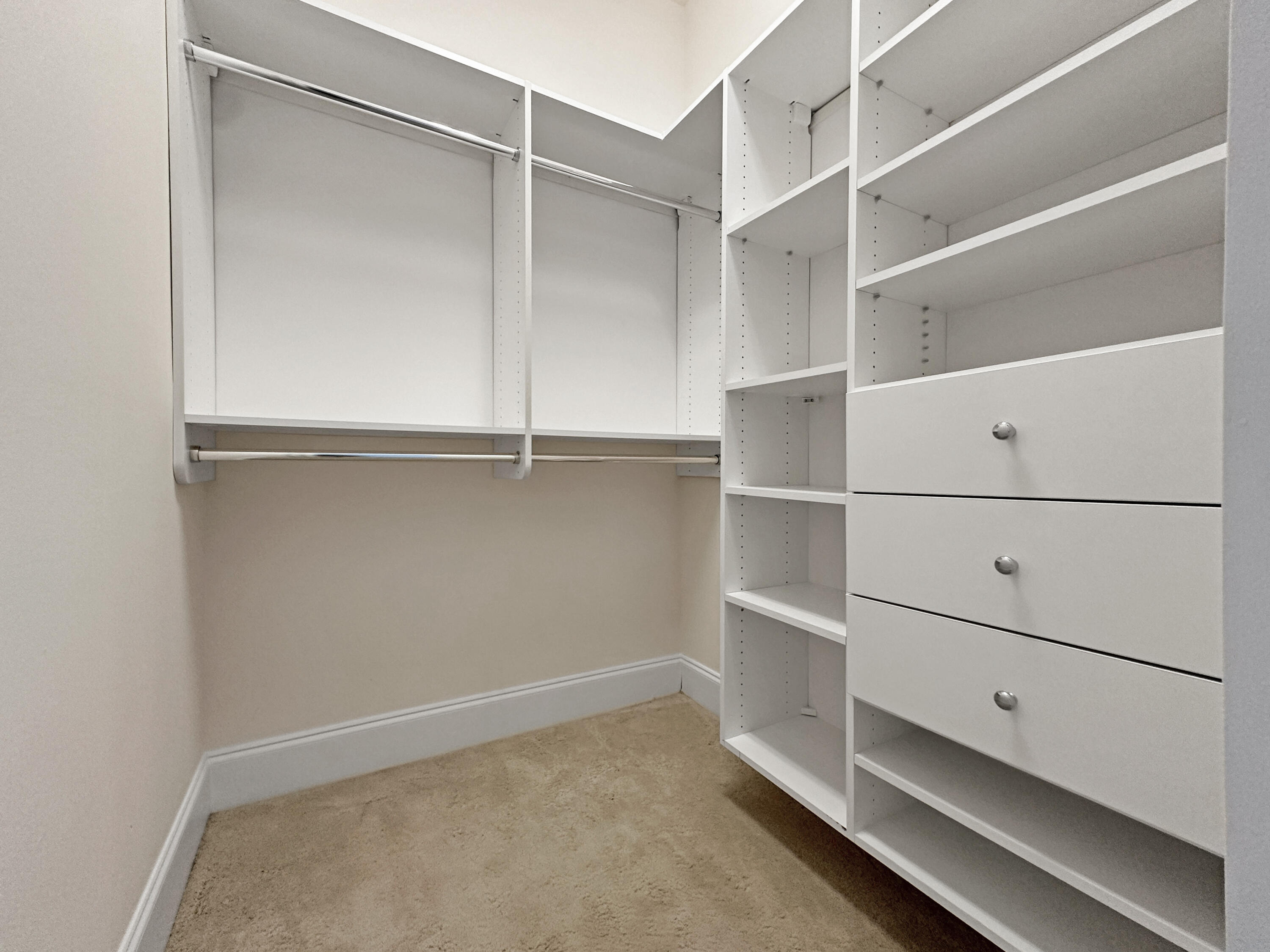 San Michelle - Residential