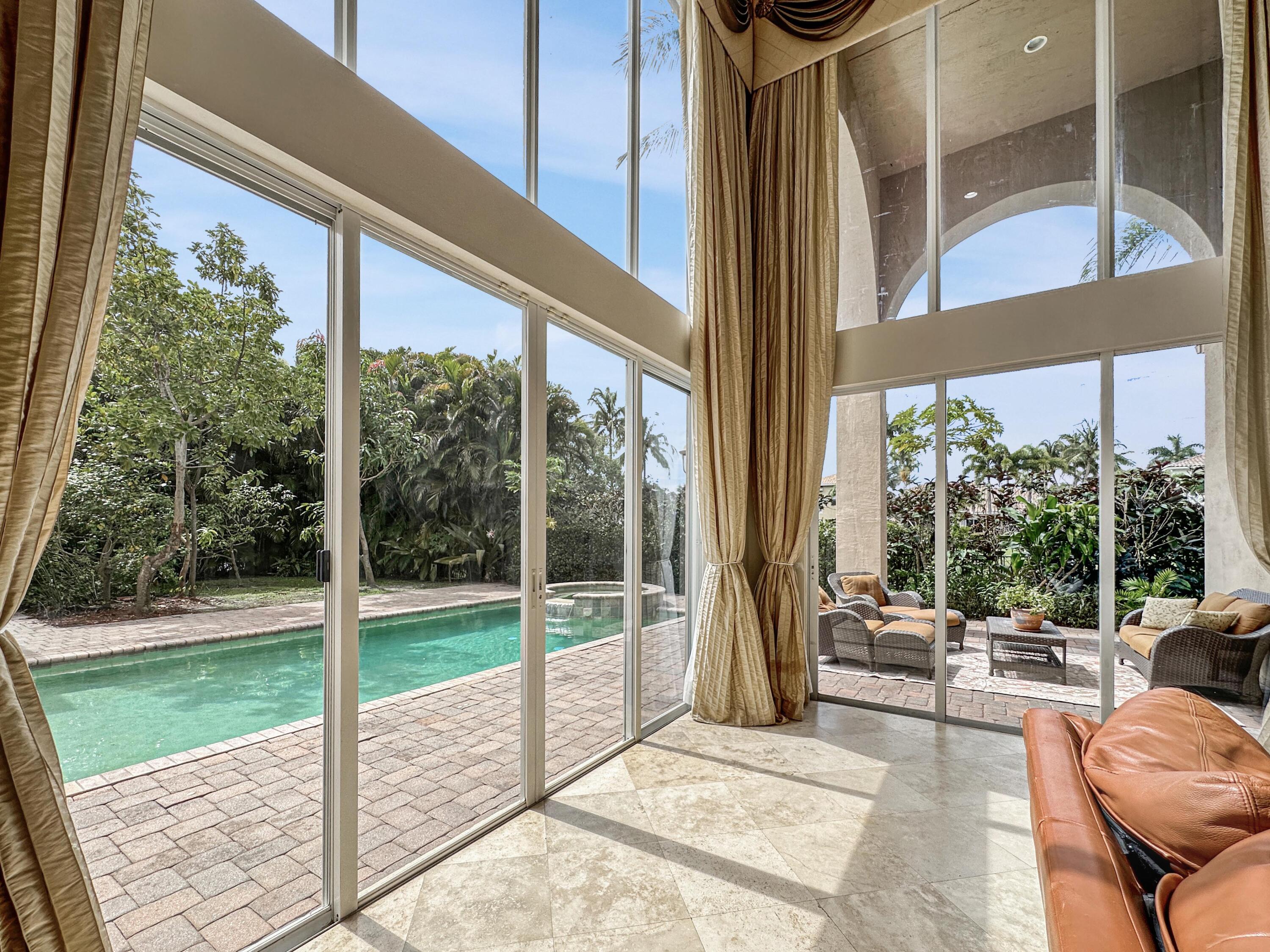 San Michelle - Residential