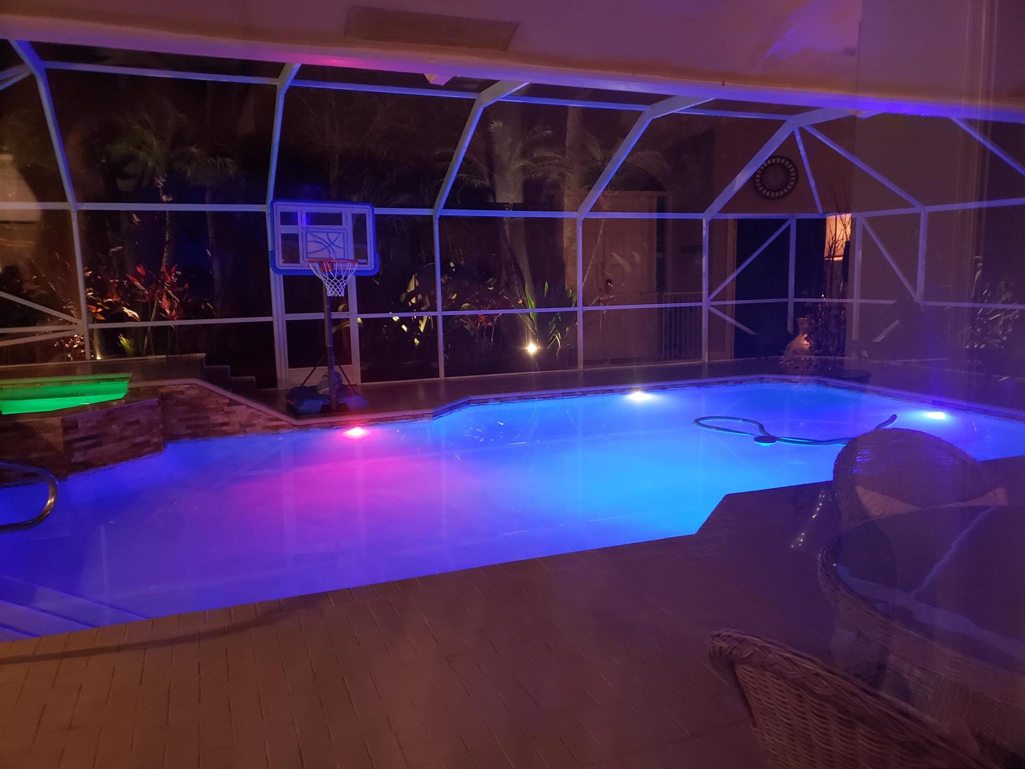 MEADOW WOOD OF THE LANDIN - Residential Lease