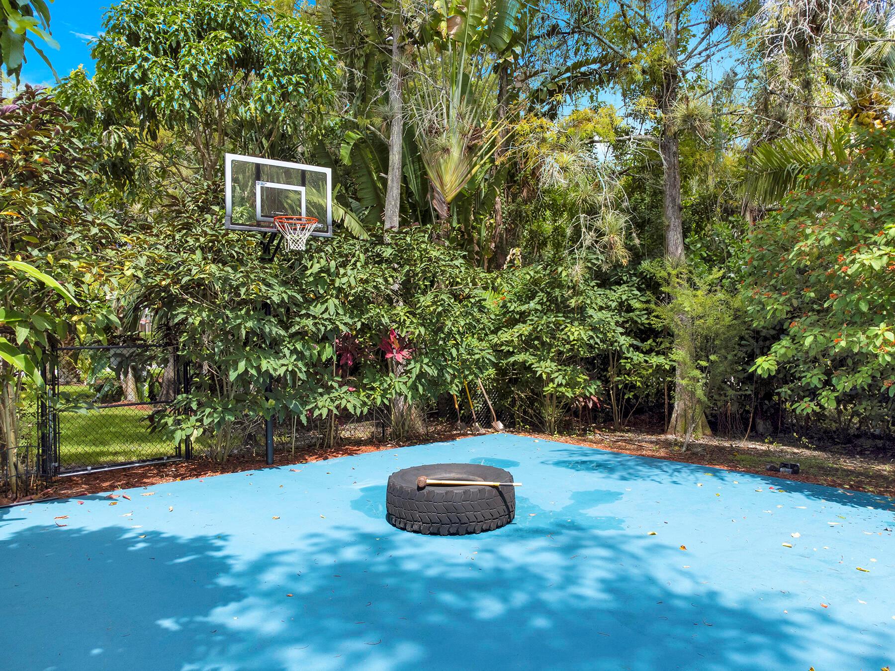 MEADOW WOOD OF THE LANDIN - Residential Lease