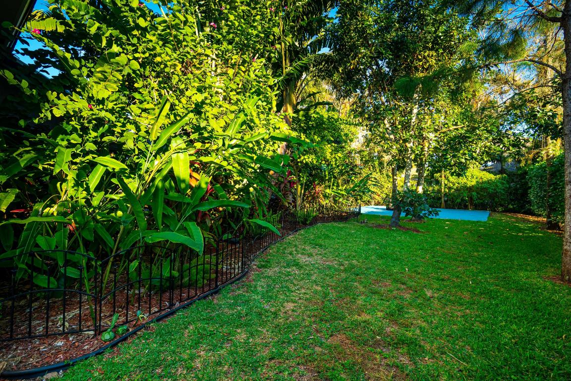 MEADOW WOOD OF THE LANDINGS AT WELLINGTO - Residential Lease