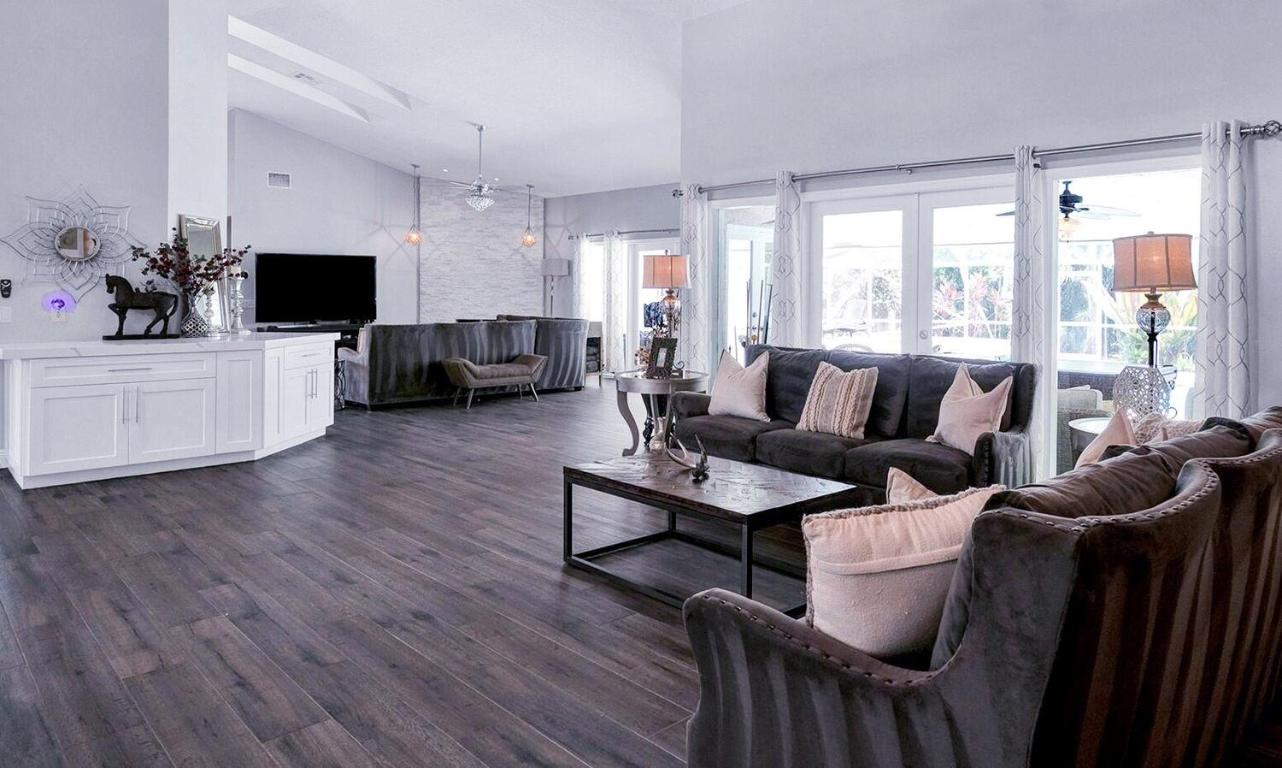 MEADOW WOOD OF THE LANDINGS AT WELLINGTO - Residential Lease