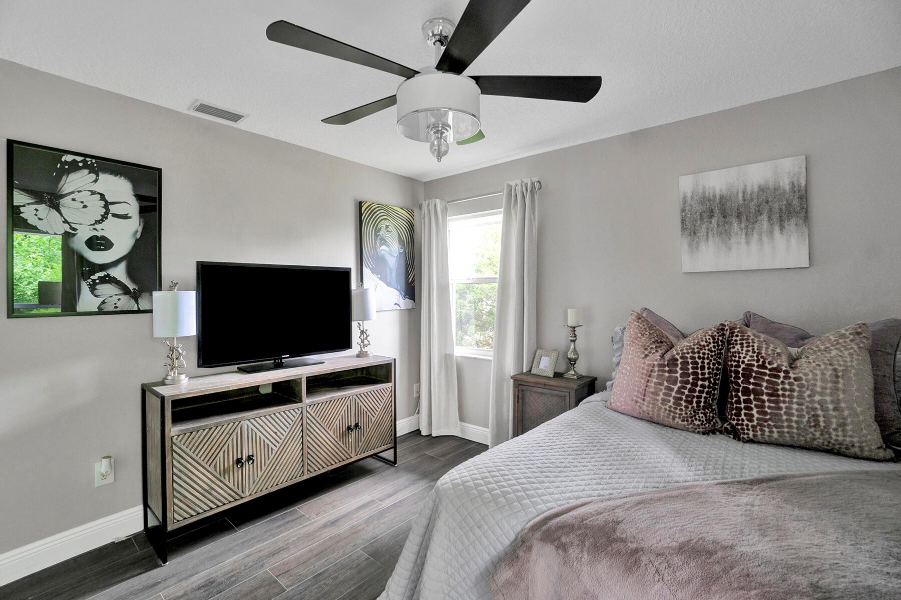 MEADOW WOOD OF THE LANDIN - Residential Lease