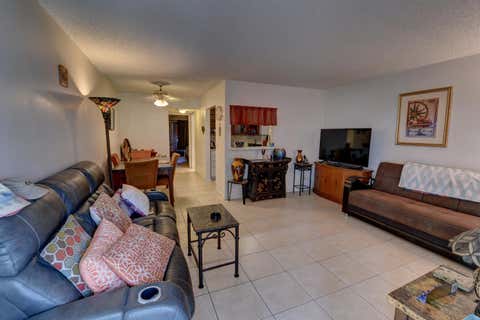 Tiny photo for 383 Markham R, Deerfield Beach, FL 33442 (MLS # R11138570)