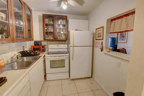 Tiny photo for 383 Markham R, Deerfield Beach, FL 33442 (MLS # R11138570)