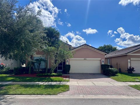 Photo of 10931 SW Dunhill Ct, Port St Lucie, FL 34987 (MLS # F10533455) Photo of 10931 SW Dunhill Ct, Port St Lucie, FL 34987 (MLS # F10533455)