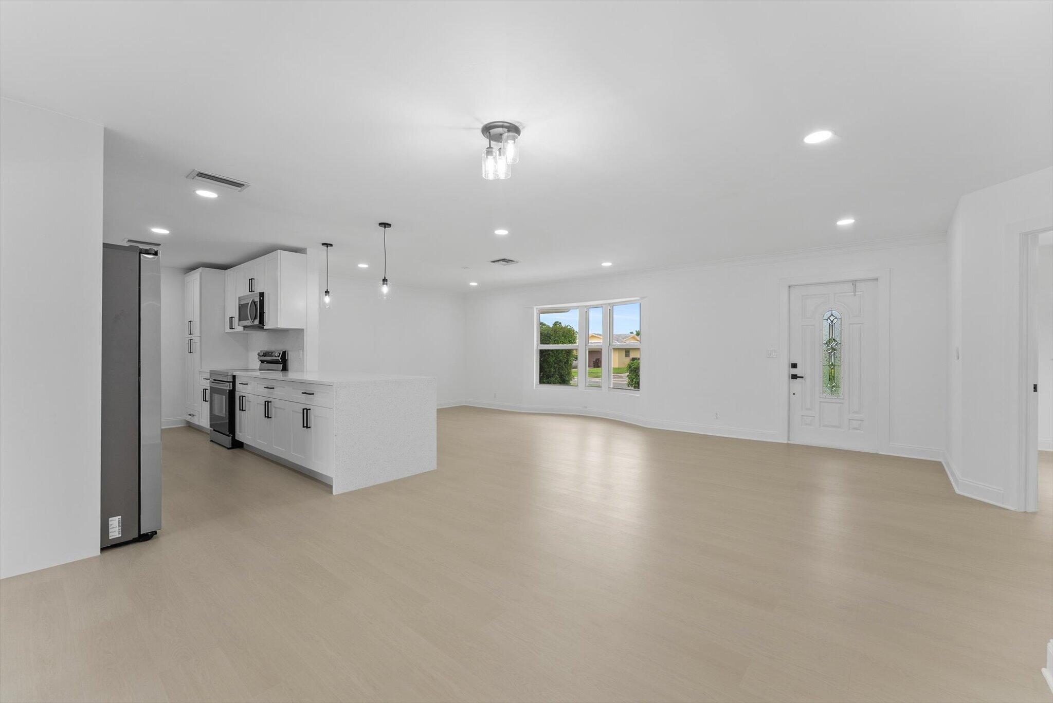 1660 40TH Street